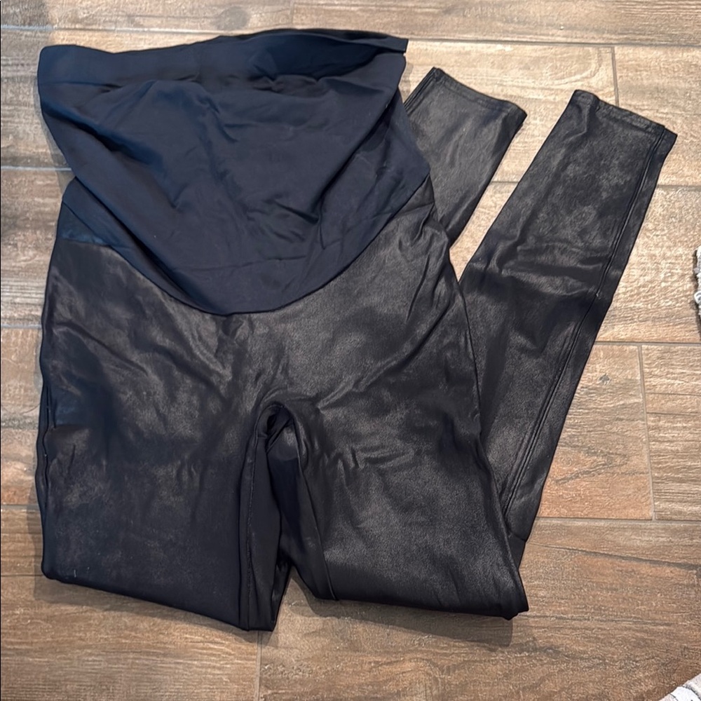 Spanx Black Faux Leather Leggings size Large Maternity